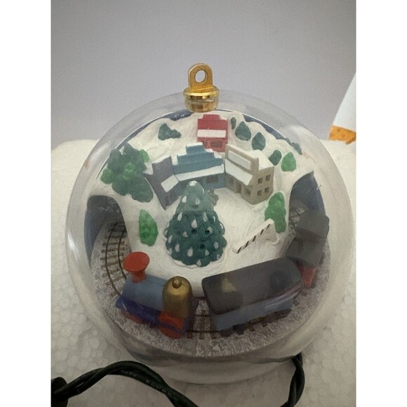 Vintage Set Of 2 Hallmark Keepsake Light & Motion Ornaments UNTESTED 1988 - Picture 14 of 14